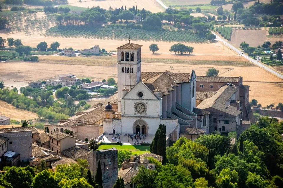 Visit Assisi and the Basilica of St. Francis